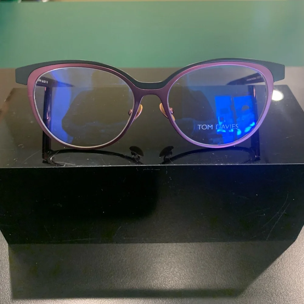 TOM I DAVIES TD740 Col 2217 Violet & Black